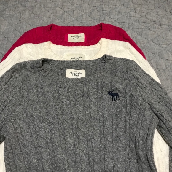 SOLD 4 Abercrombie & Fitch sweaters. - Picture 3 of 7